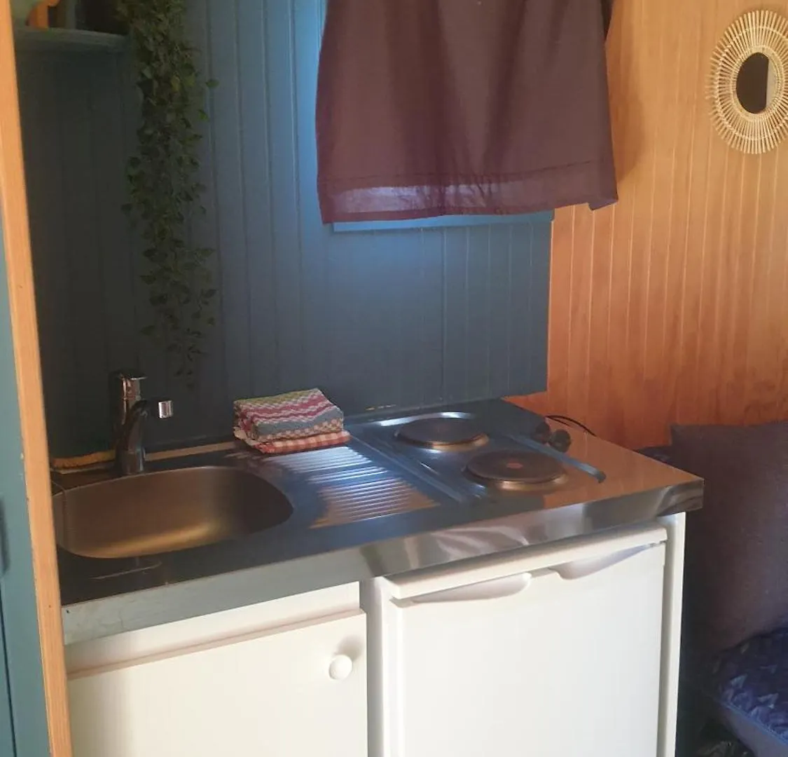 Campsite Logement Insolite Au Coeur De L'Auvergne Rochefort-Montagne